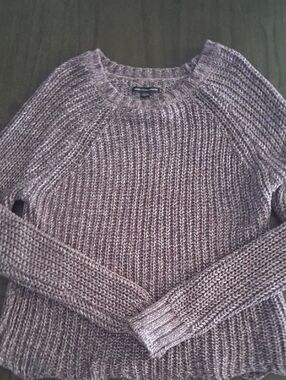 American Eagle Outfitters Ribbed Crewneck Sweater in Mauve
